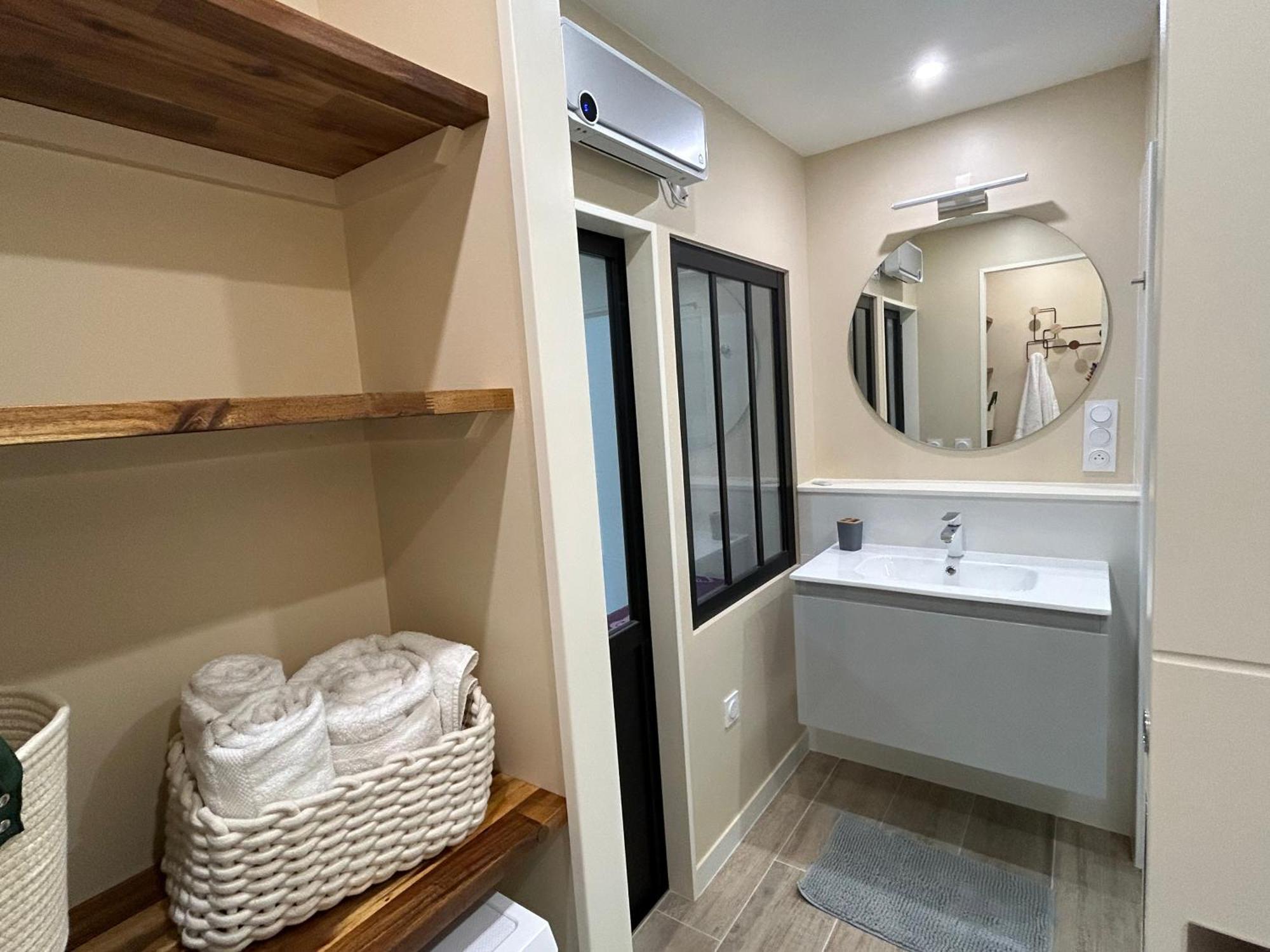 Apartmán T2 Renove Proche Des Arenes Saintes Exteriér fotografie