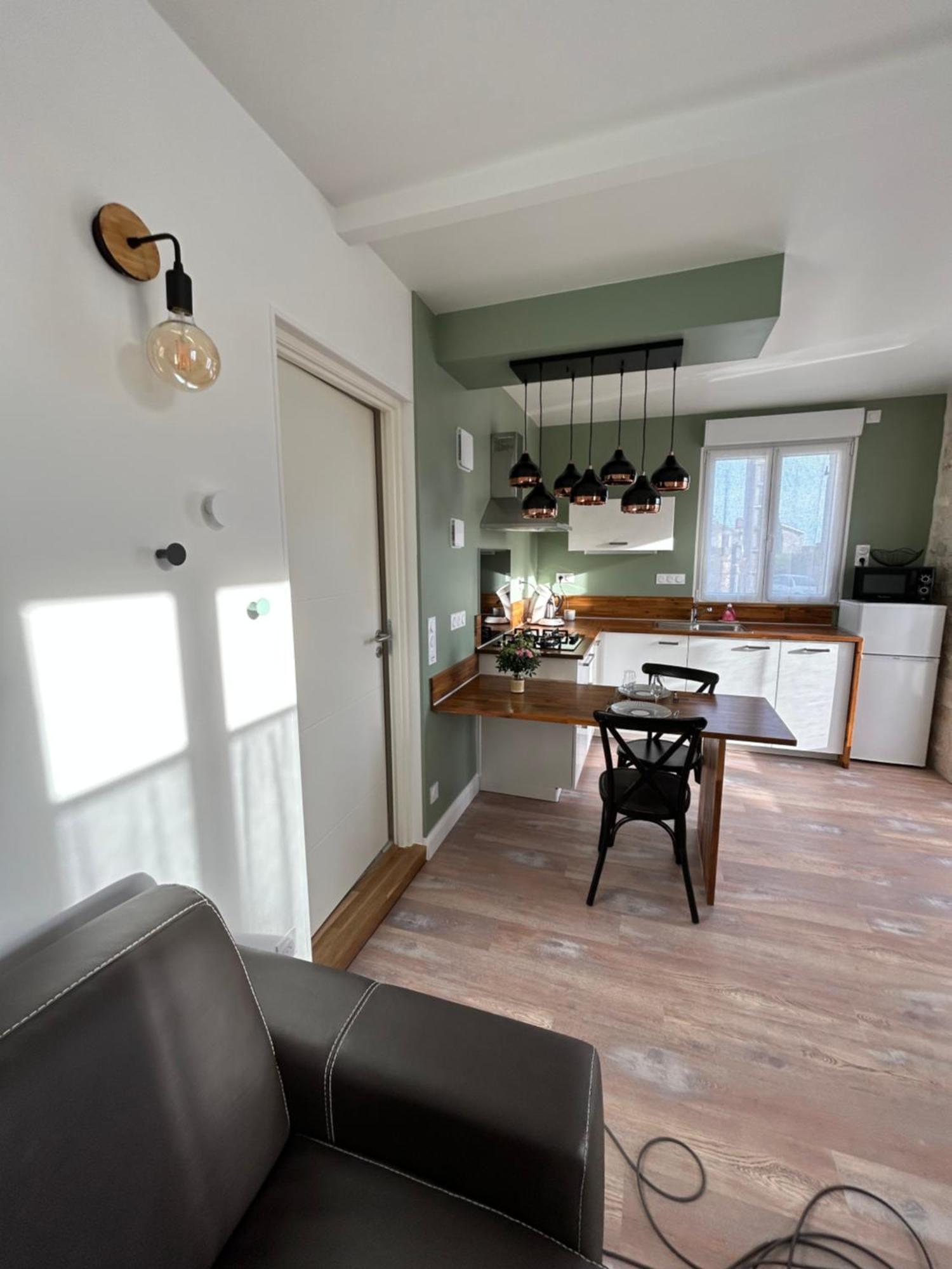 Apartmán T2 Renove Proche Des Arenes Saintes Exteriér fotografie